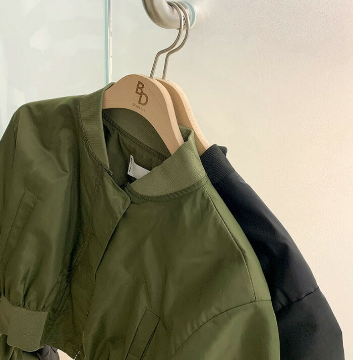 Beidelli(ベイデリ)shirring cropped aviation jumper