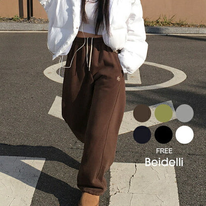 Beidelli(ベイデリ)[BELLIDE MADE] リニューアルVER、 両面起毛刺繍ツーウェイジョガートレーニングパンツ