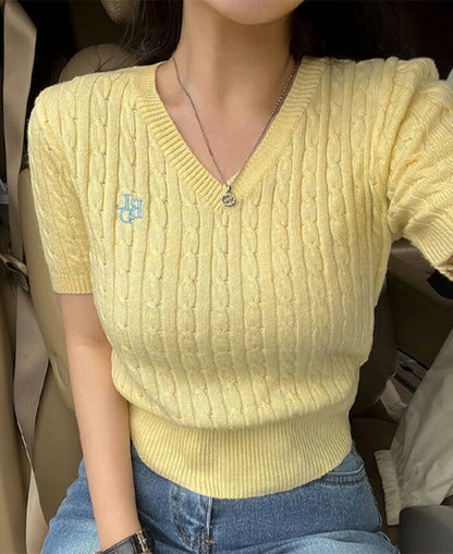 Beidelli(ベイデリ)BELLIDEワンポイント刺繍ケーブル半袖ニット