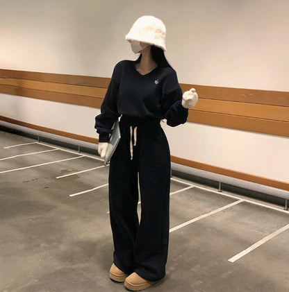 Beidelli(ベイデリ)[BELLIDE MADE] 裏起毛、パステルVネッククロップドスウェット