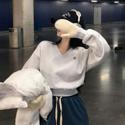 Beidelli(ベイデリ)[BELLIDE MADE] 裏起毛、パステルVネッククロップドスウェット