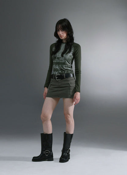 BLACK UP(ブラックアップ)エルニブンプリントラウンド長袖Tシャツ