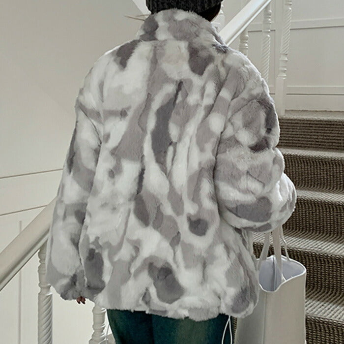 KICKSEWING（キックスウィング）エックスビー タイダイ モコモコ ファー ジップアップ ジャンパー