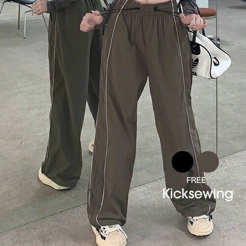 KICKSEWING（キックスウィング）ナイロンサイドラインジョガーパンツ