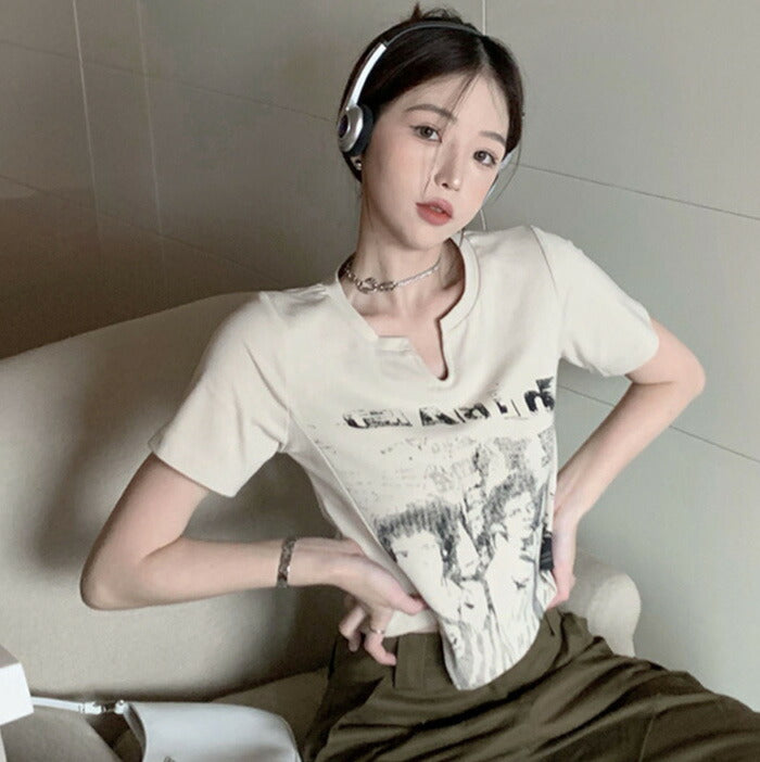 KICKSEWING（キックスウィング）プリンティングアシンメトリークロップTシャツ