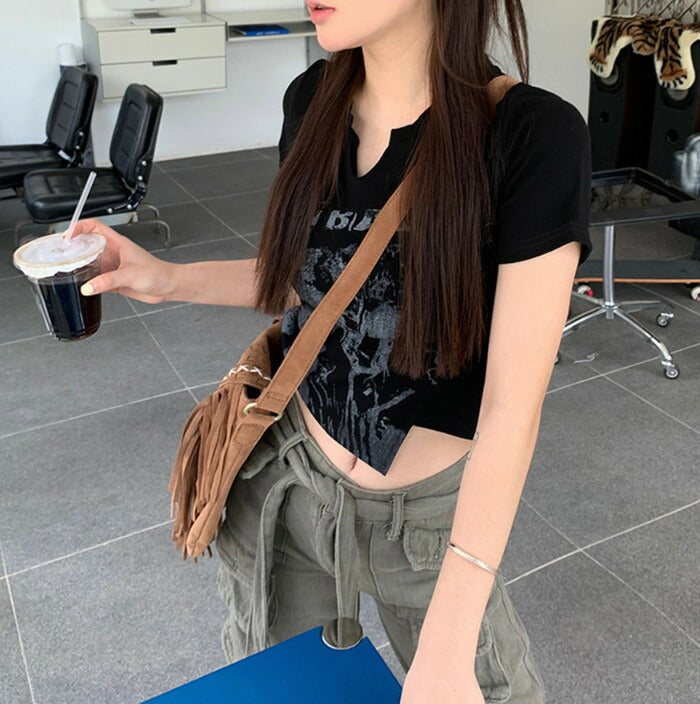KICKSEWING（キックスウィング）プリンティングアシンメトリークロップTシャツ