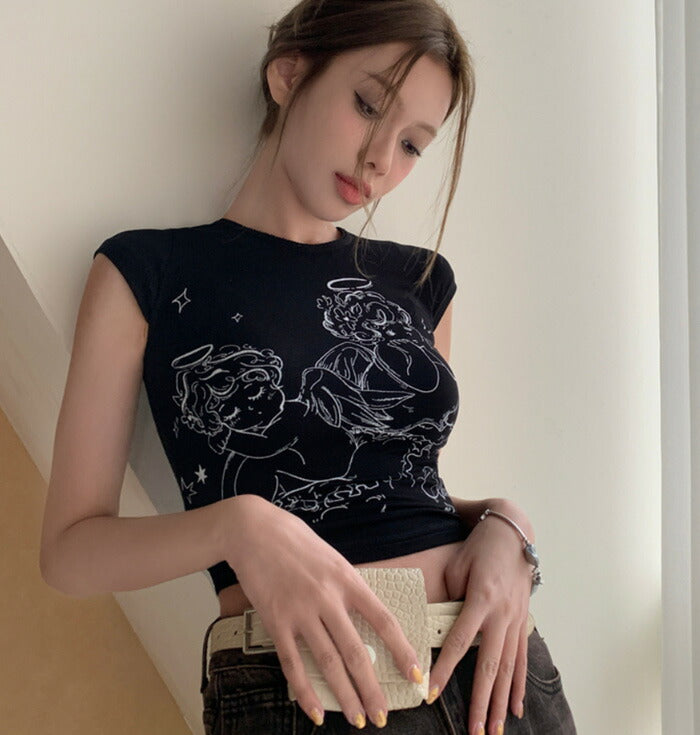 KICKSEWING（キックスウィング）エンジェルプリントクロップTシャツ
