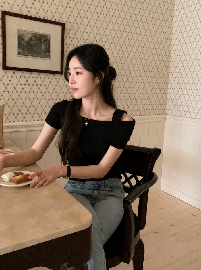 SHOPPERLAND(ショッパーランド)アシンメトリーオフショルダー半袖Tシャツ