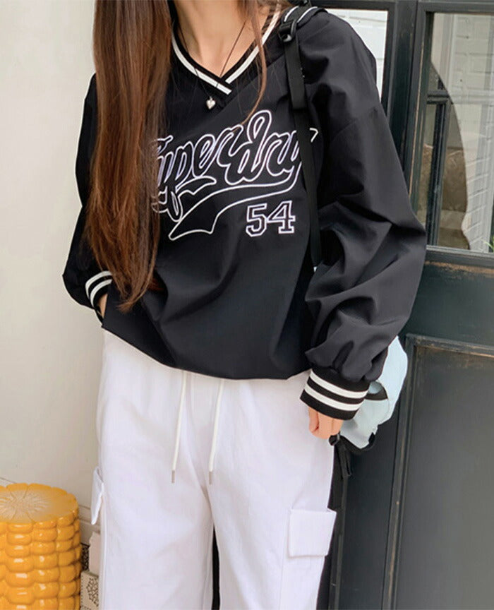 SHOPPERLAND(ショッパーランド)Embroidery Lettering V-neck Sweat Shirt