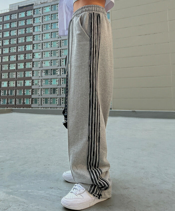 ULAN(ユーラン)(UNISEX) ラインストリングパンツ
